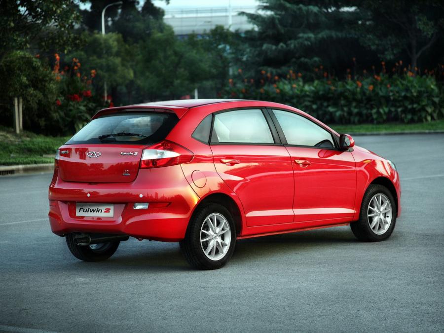  Chery Fulwin 2 Hatchback 2009 года  (фото 2 из 7)